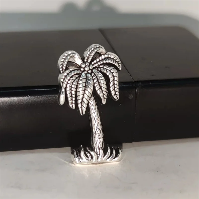 Men Accessories In Silver - شارة سبيكة فضية إبداعية بتصميم شجرة