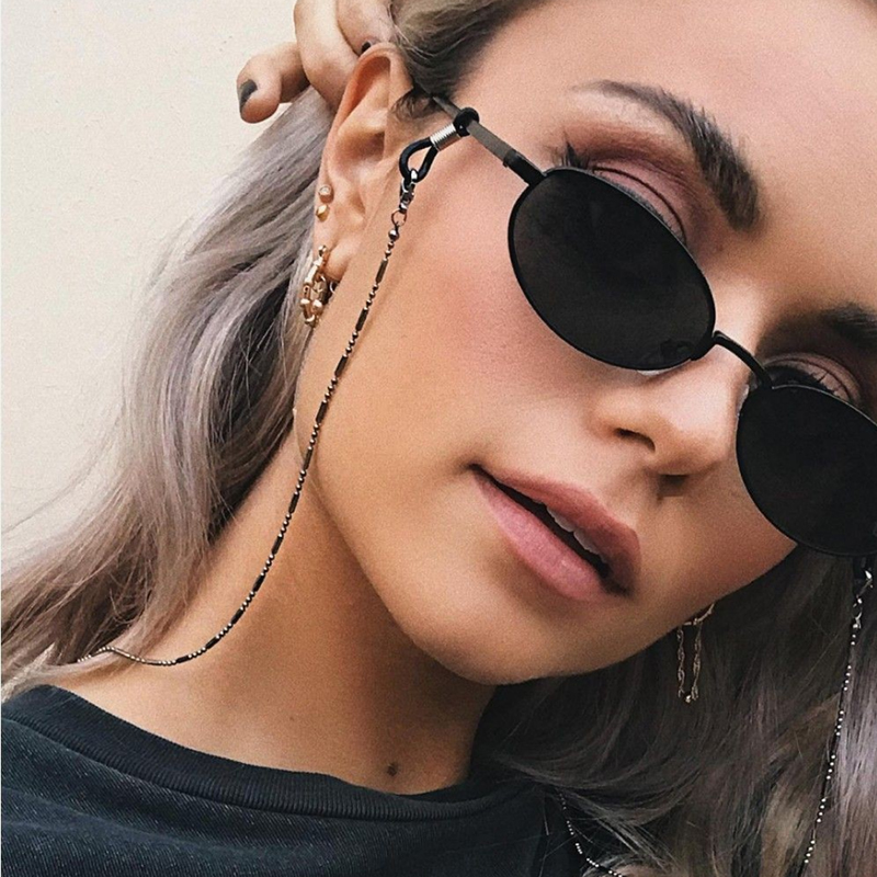 سلاسل نظارات شمسية للنساء والر - مراجعة Men Accessories In Silver وسعره